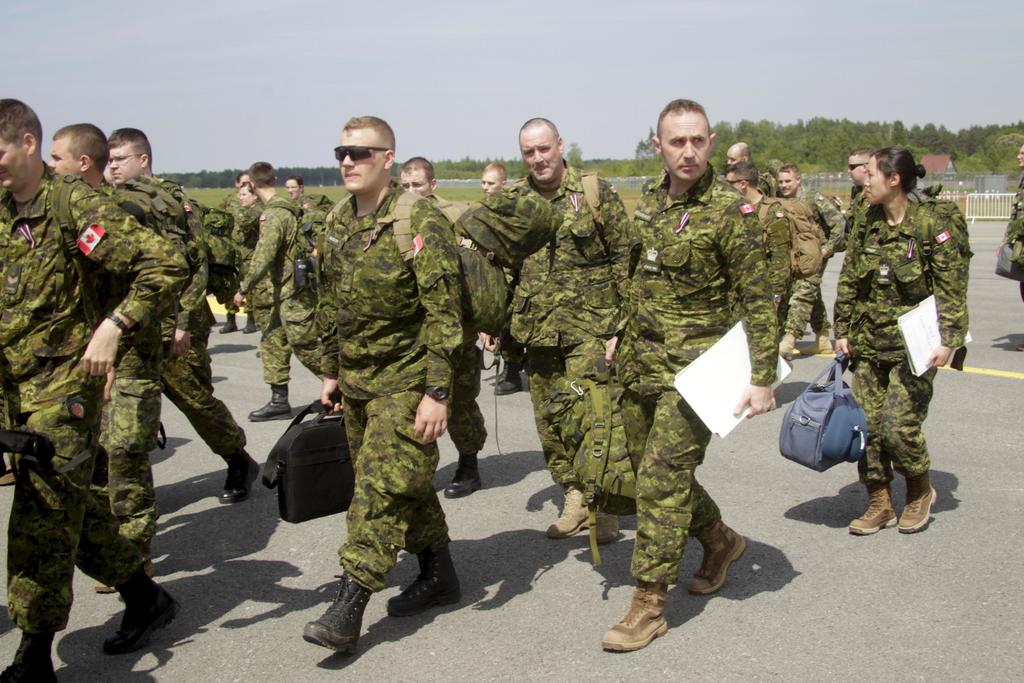 Canadá traslada temporalmente a Kuwait a sus tropas desplegadas en Irak