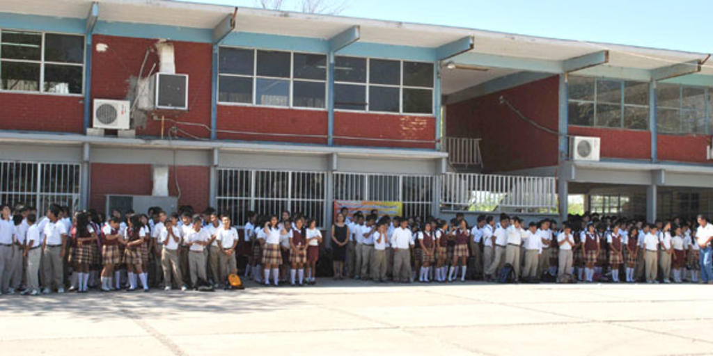 Regresan a clases 79 mil niños en la Región Centro de Coahuila