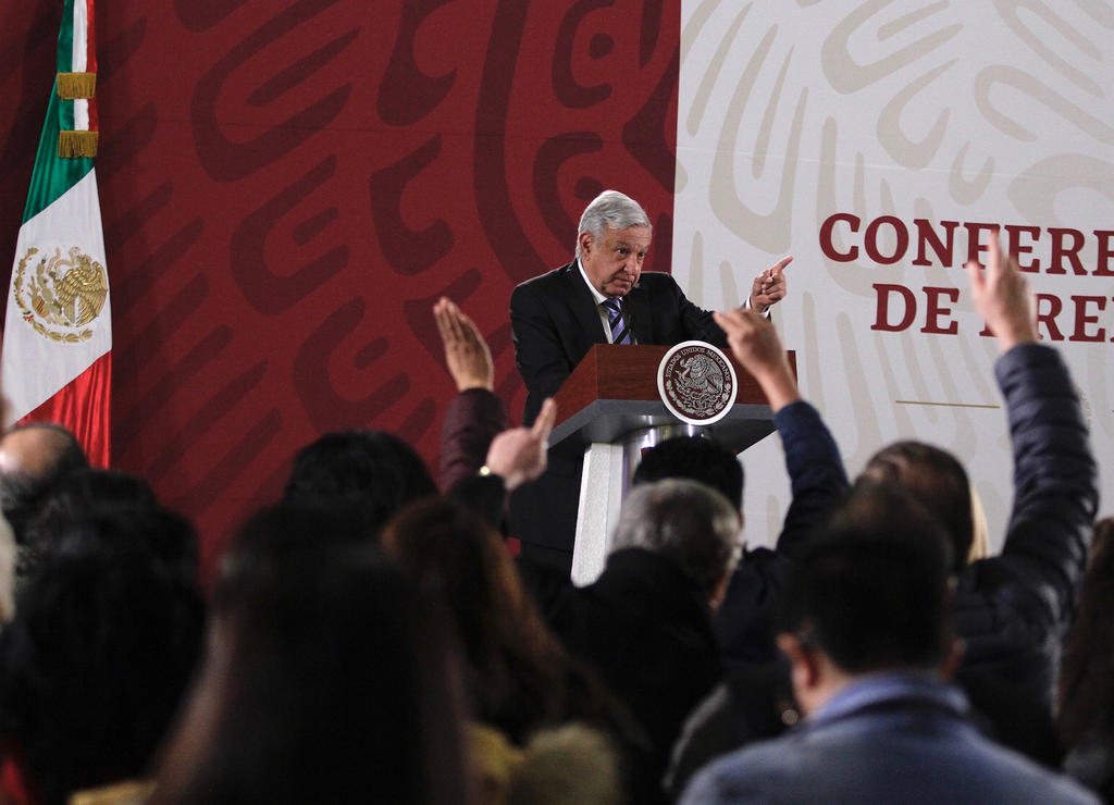 Llama López Obrador a denunciar actos de corrupción