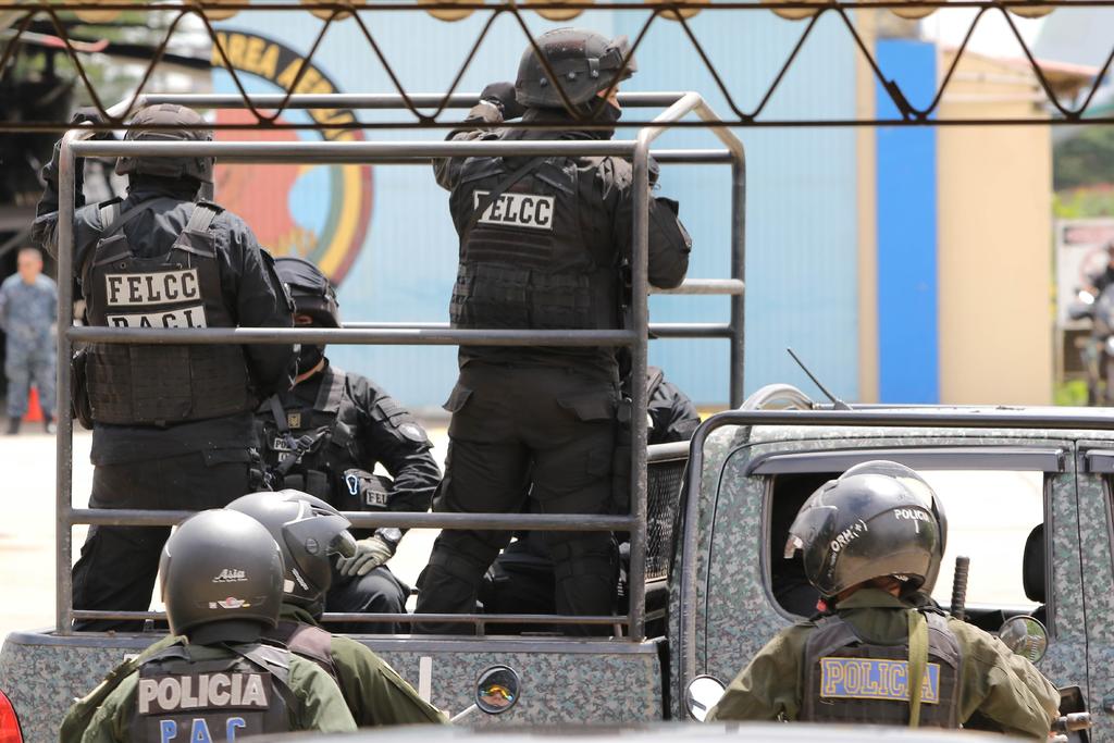 Policías y militares refuerzan seguridad en Bolivia