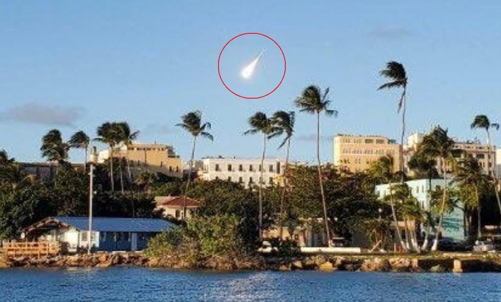 VIRAL: Sorprende caída de meteorito en Puerto Rico