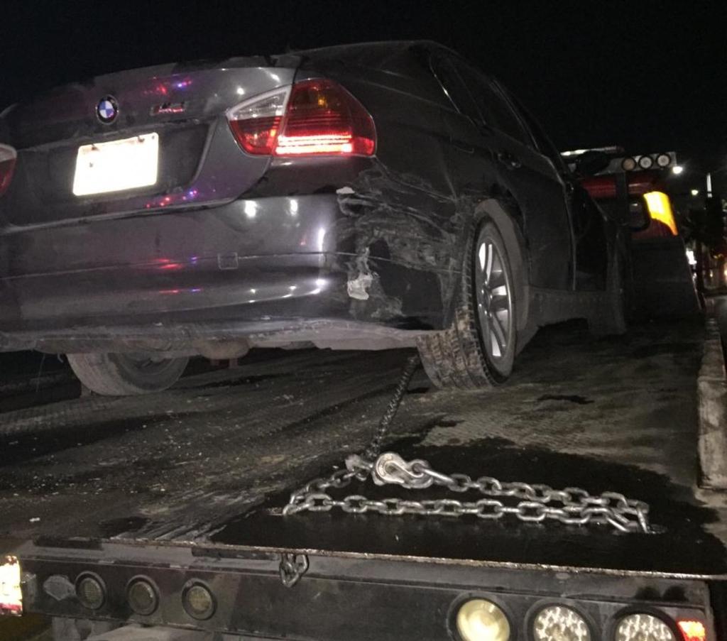 Conductor ebrio atropella a menor e impacta a dos vehículos estacionados en Torreón