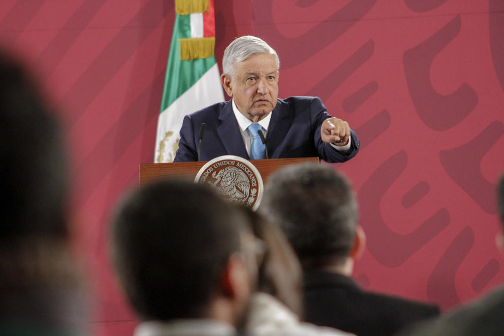 Computadoras de Enciclomedia fueron 'un fraude', dice López Obrador