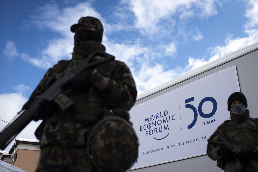 Ante protestas, refuerzan medidas de seguridad del Foro Mundial de Davos