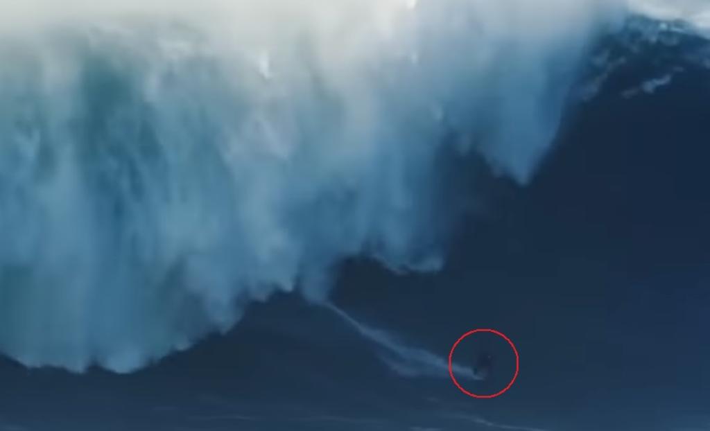 VIDEO: Captan el momento en que surfista es 'tragado' por una ola