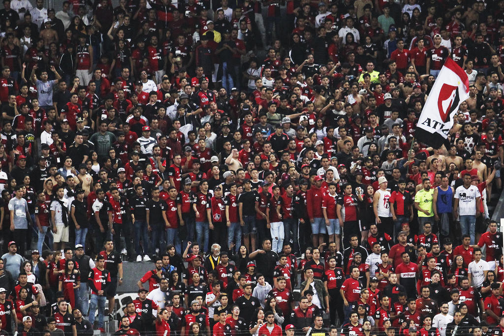 Vetan al Estadio Jalisco por gritos homofóbicos durante el juego de Atlas vs Puebla