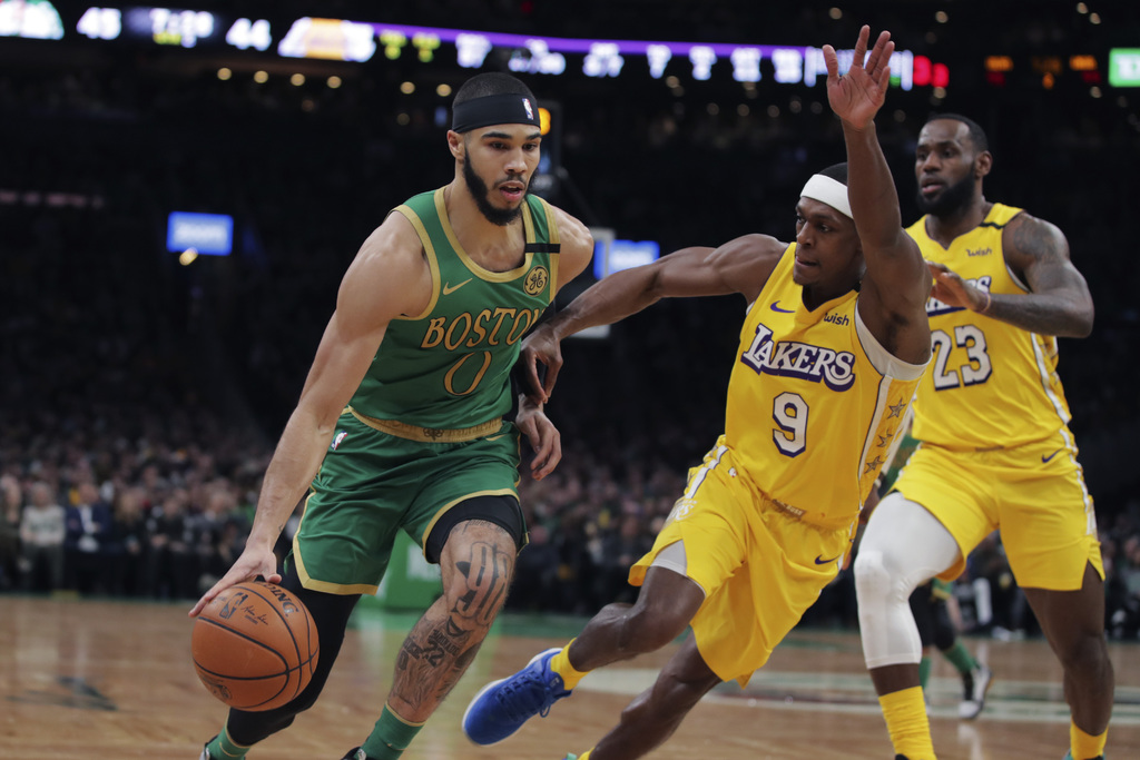 Celtics de Bsoton apalea a los poderosos Lakers