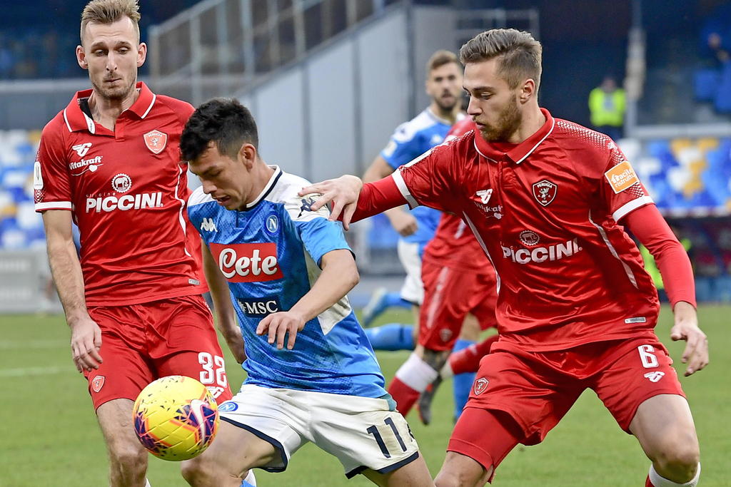 Napoli va por boleto a semifinales en la Copa
