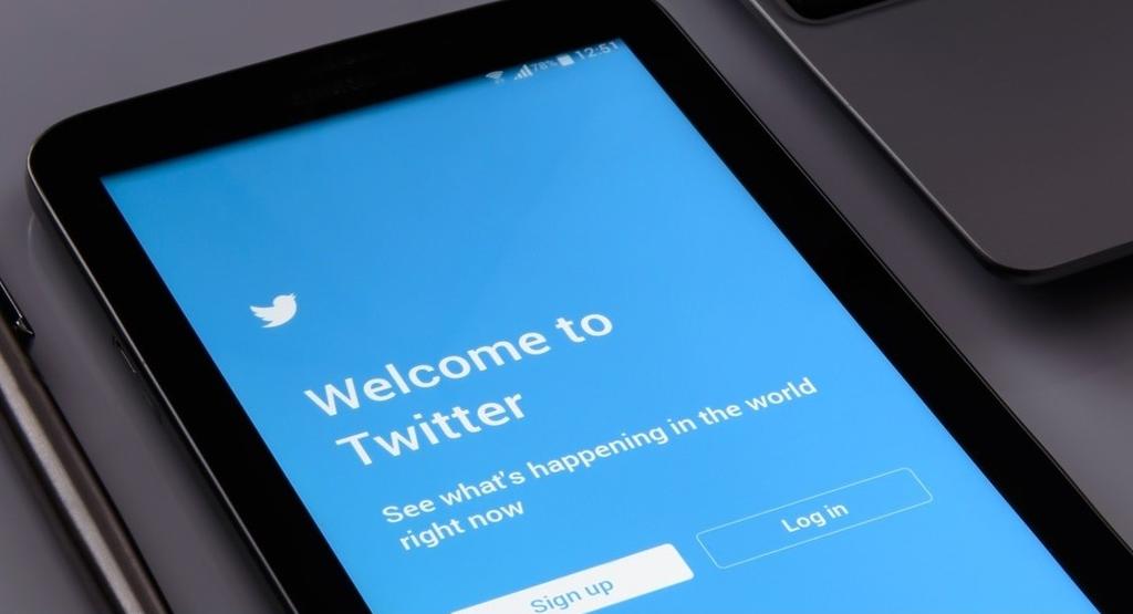 Twitter pide no actualizar app en Android