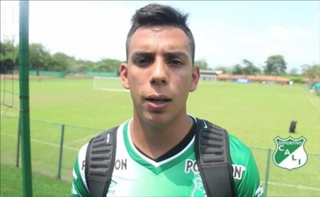 Alex Castro preocupado por aún no firmar con Cruz Azul