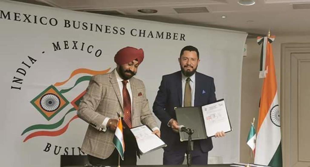 Firma alcalde de Matamoros convenio con la embajada de la India