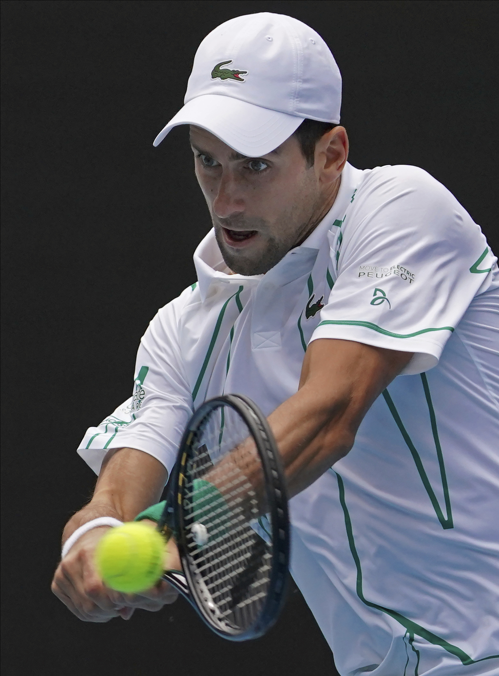Novak Djokovic se mete a cuartos de final