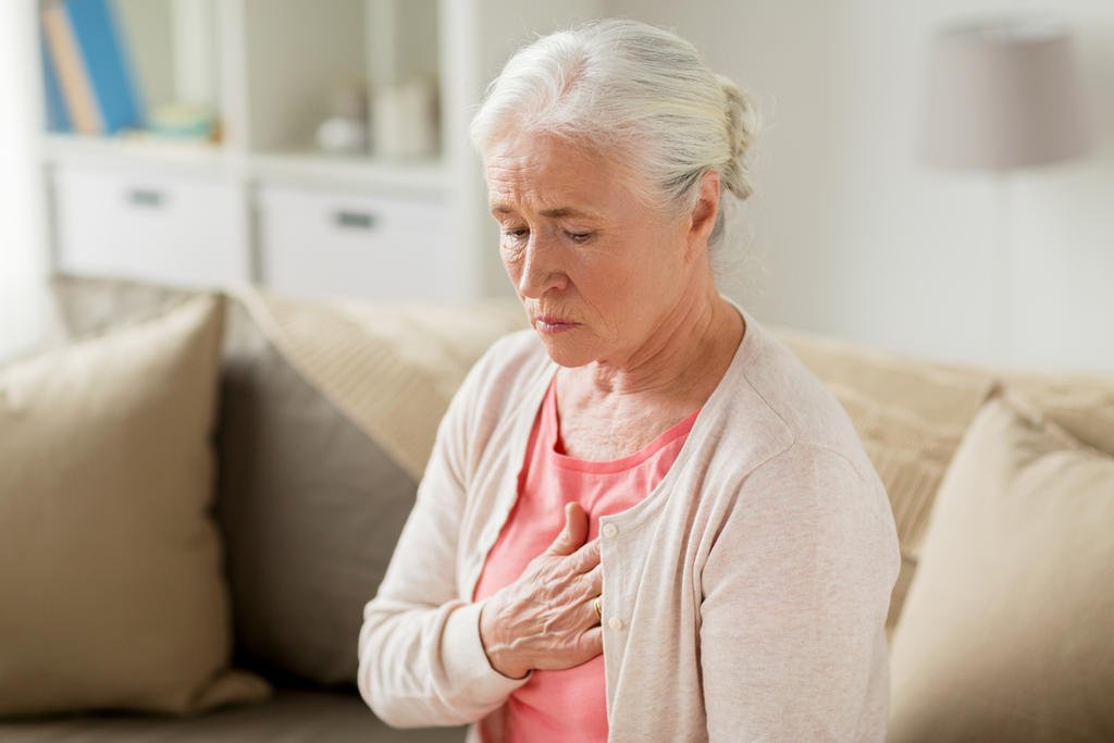 Mujeres con menopausia, con más riesgo a padecer cardiopatías
