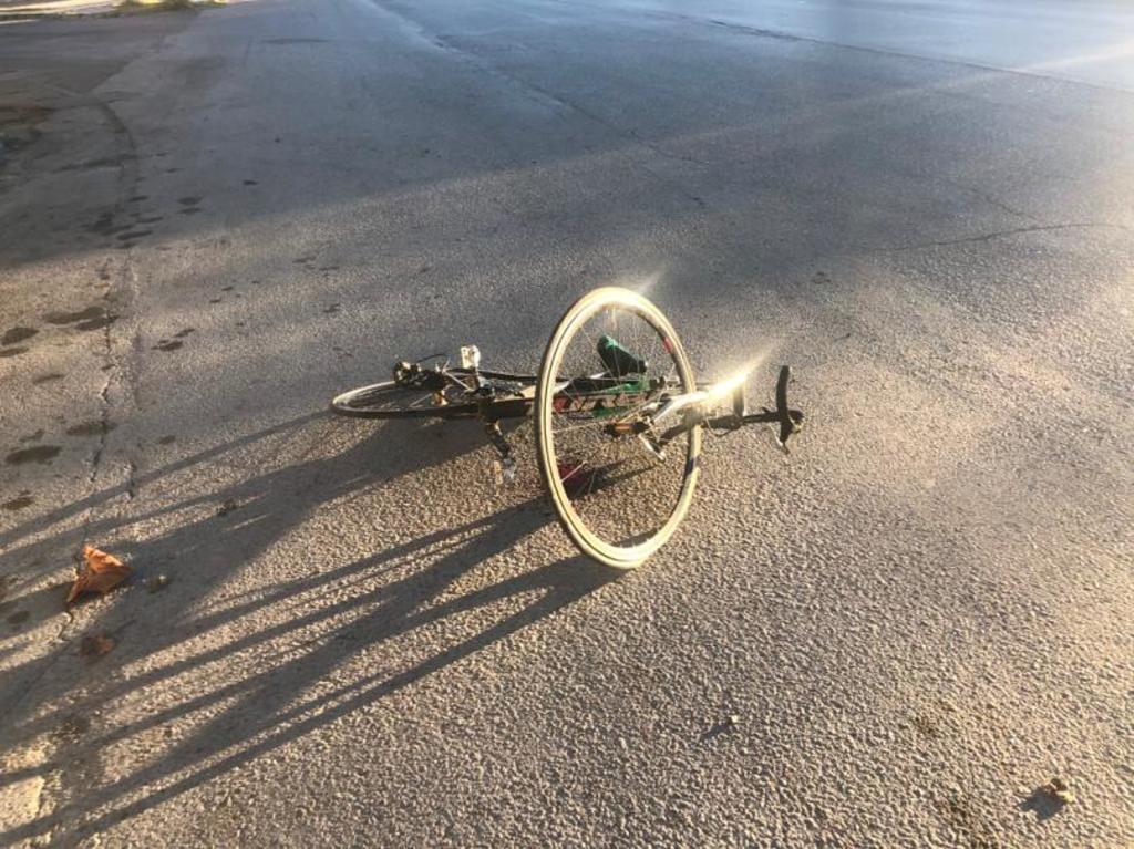 Se impacta ciclista contra motociclista en Torreón