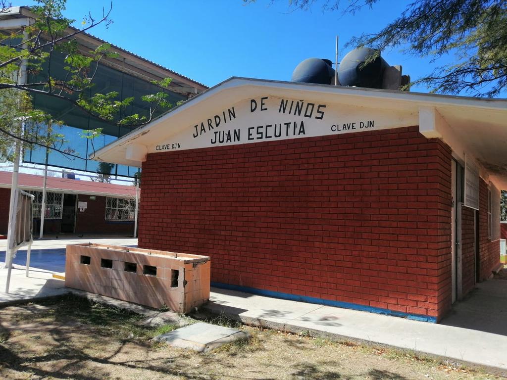 Indagan a intendente por abuso a menores en Jardín de Niños de Torreón