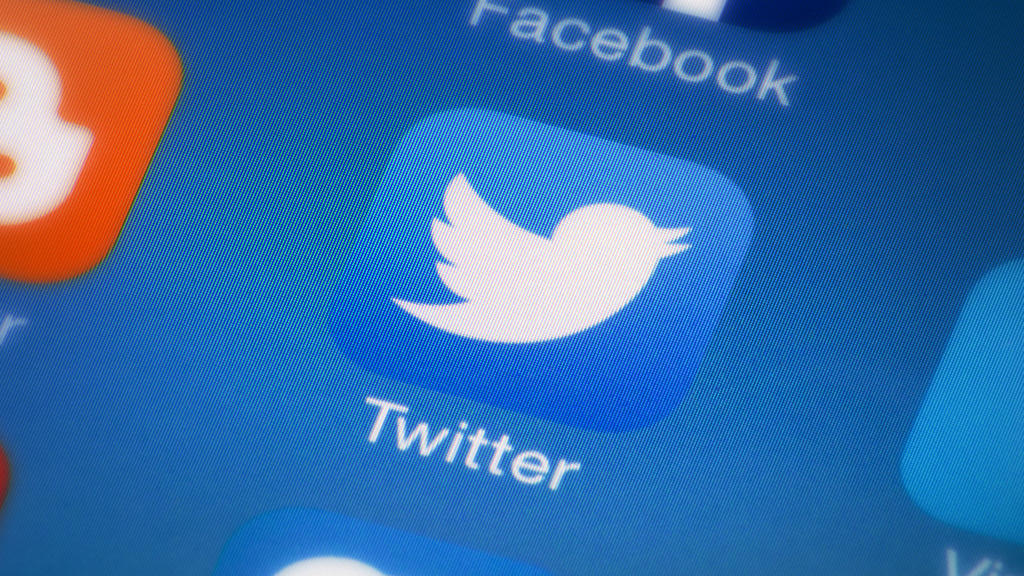 Twitter va tras material dirigido a engañar a los usuarios