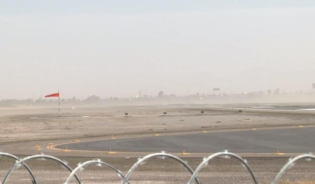 VIRAL: Avión no puede aterrizar en Torreón debido a los fuertes vientos