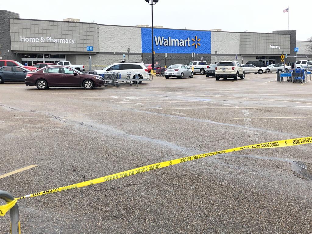 Tiroteo en Walmart de EUA deja un muerto y dos heridos
