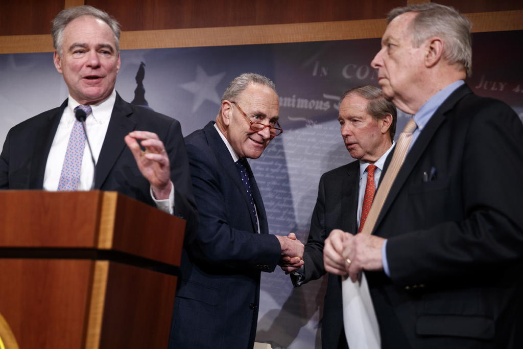 Aprueba Senado de EUA proyecto de ley para evitar guerra con Irán