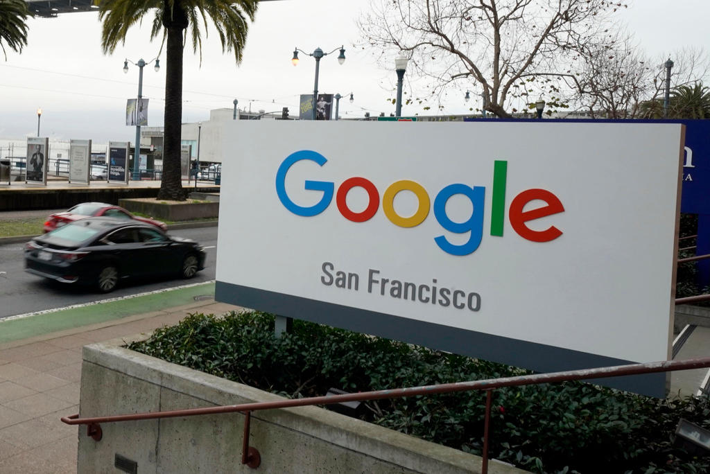 Google negocia con medios pagos por usar sus noticias: WSJ