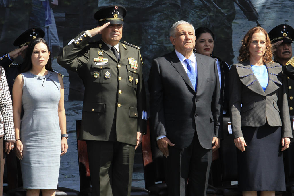 Agradece Obrador apoyo del Ejército a 'Cuarta Transformación'