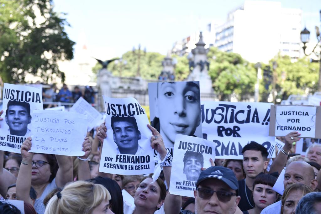 Exigen justicia por joven asesinado en Argentina