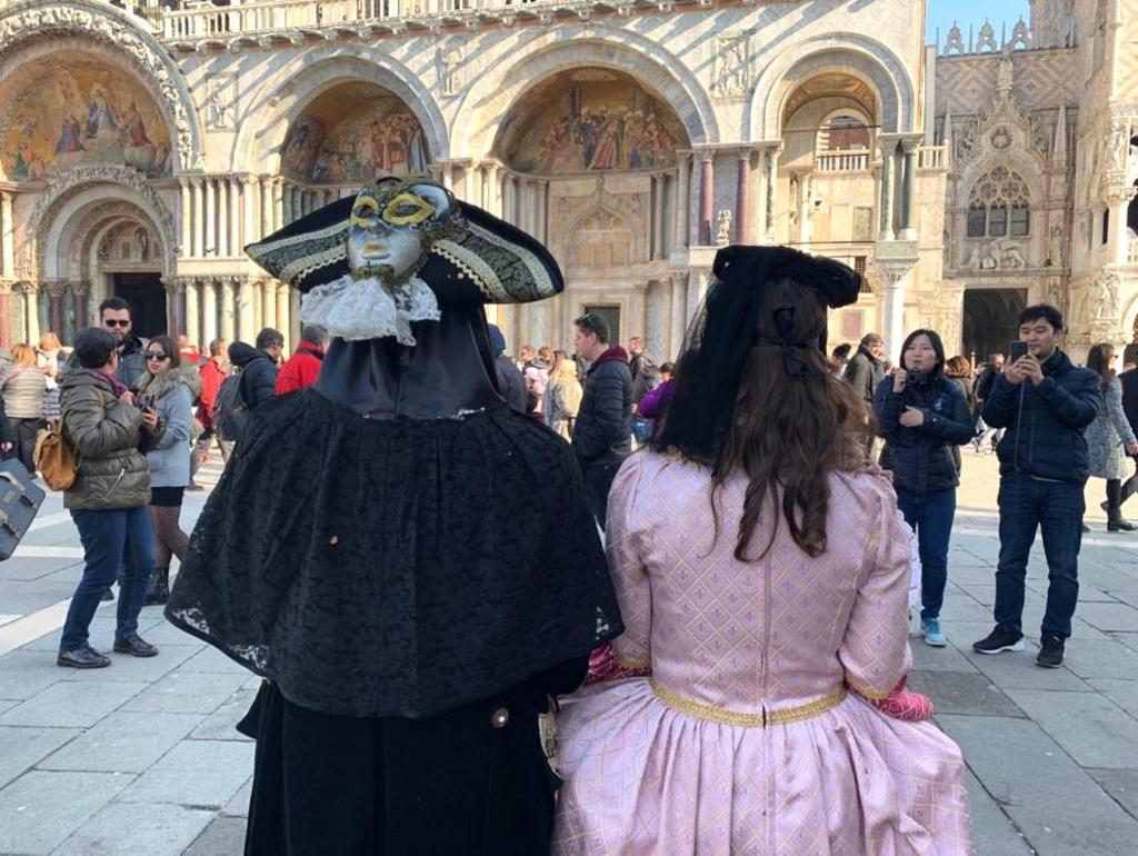 Cancelan carnaval de Venecia y cierran escuelas en tres regiones por coronavirus
