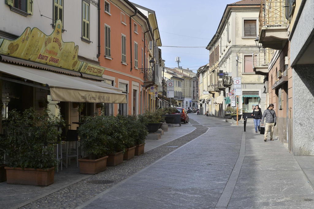 Muere por coronavirus una tercera persona en el norte de Italia