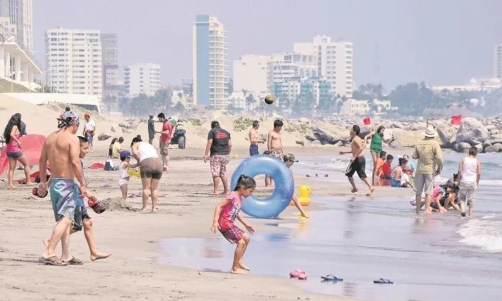 Suman tres personas ahogadas en playas de Veracruz