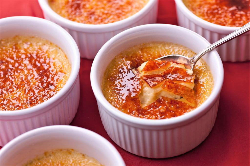 Descubre qué es la crème brûlée y cómo se prepara fácil y rápido