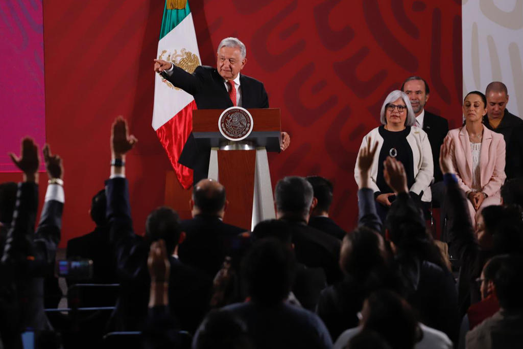 Planea López Obrador exposición sobre las drogas en el Zócalo capitalino