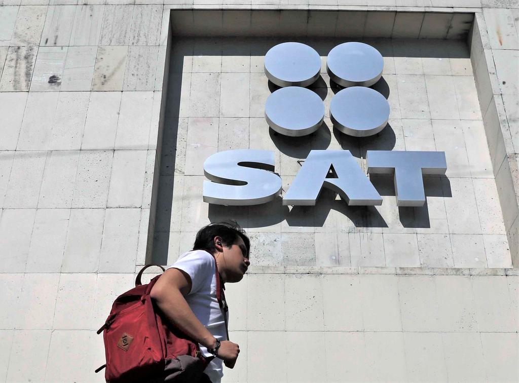 SAT abre convocatoria laboral para programa de comercio exterior
