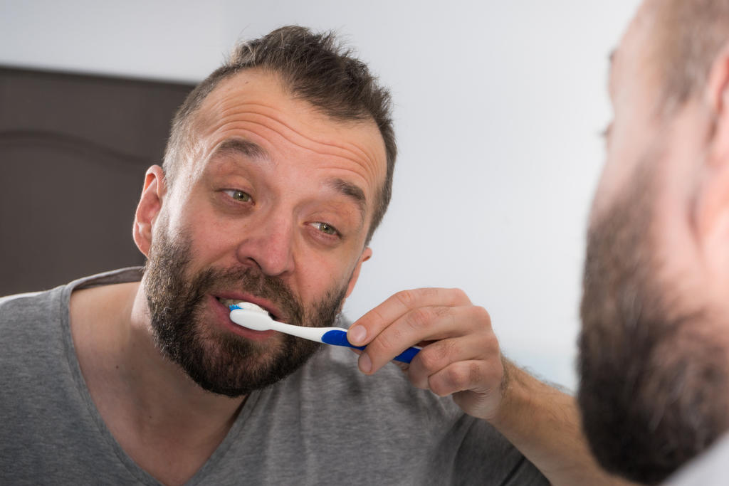 Cepillarse los dientes podría reducir riesgo de diabetes