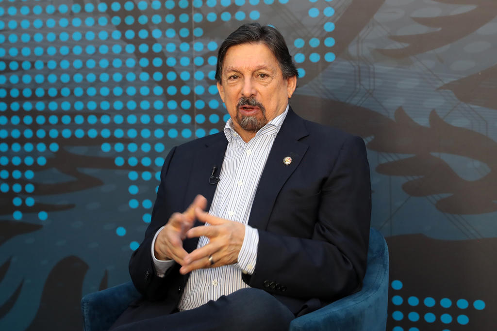 Advierte Gómez Urrutia presiones contra reforma al outsourcing