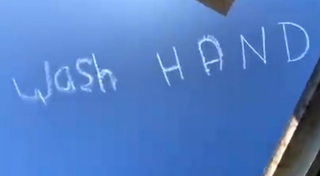 'Laven sus manos'; el mensaje de un piloto en el cielo ante el coronavirus