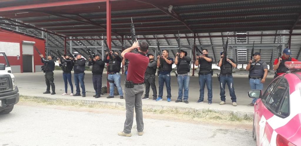 Capacitan a policías en tácticas de reacción en Monclova