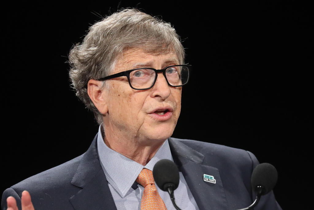 Bill Gates renuncia a junta directiva de Microsoft