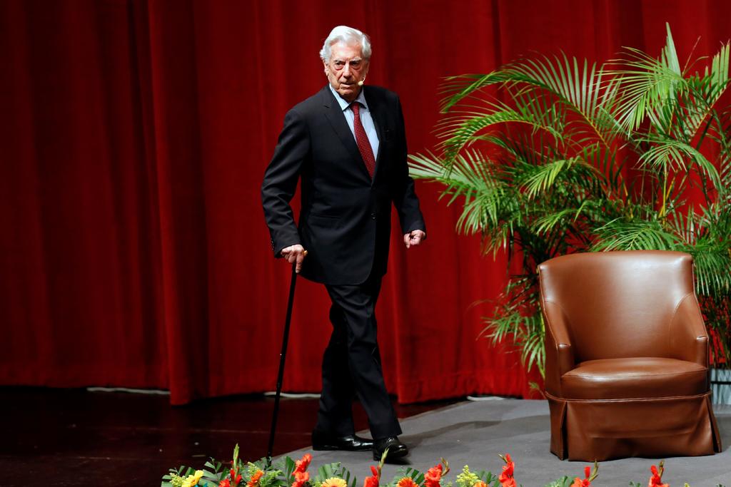 Reprueba China las críticas de Vargas Llosa sobre el COVID-19