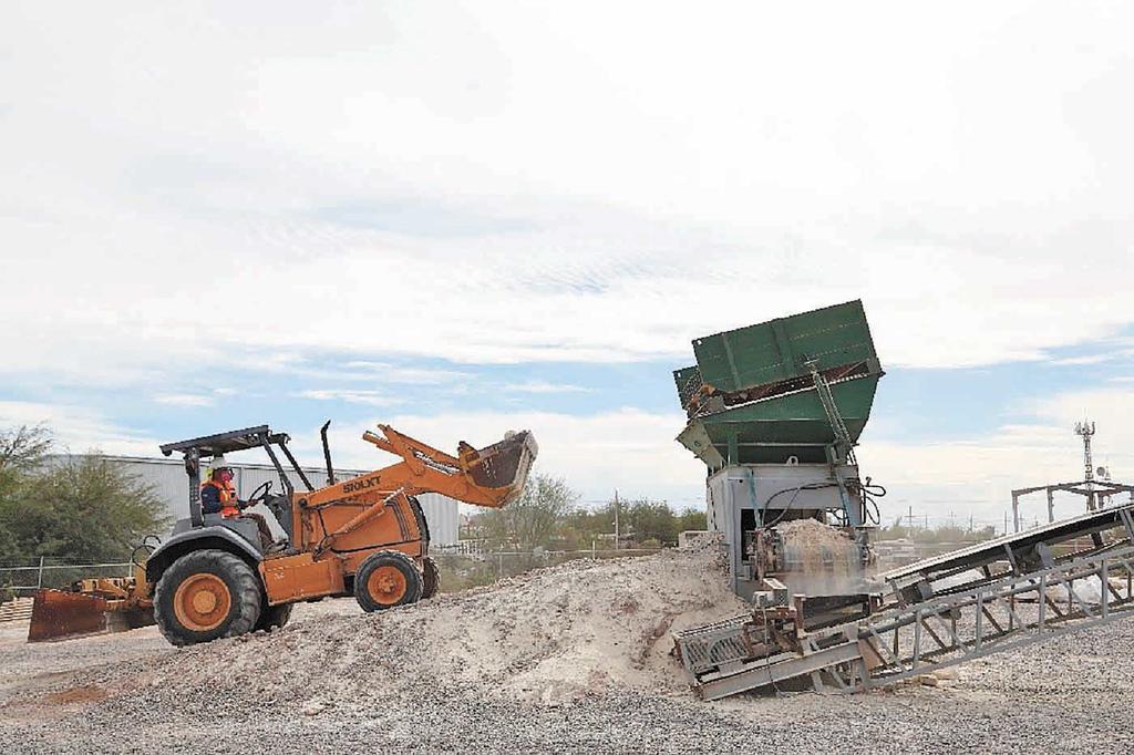 Protestan ejidatarios por saqueo ilegal a mina de oro en Sonora