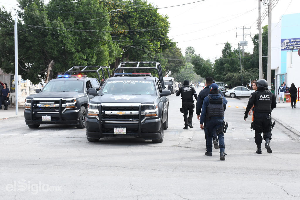 Detienen a 11 personas en Torreón con armas y droga