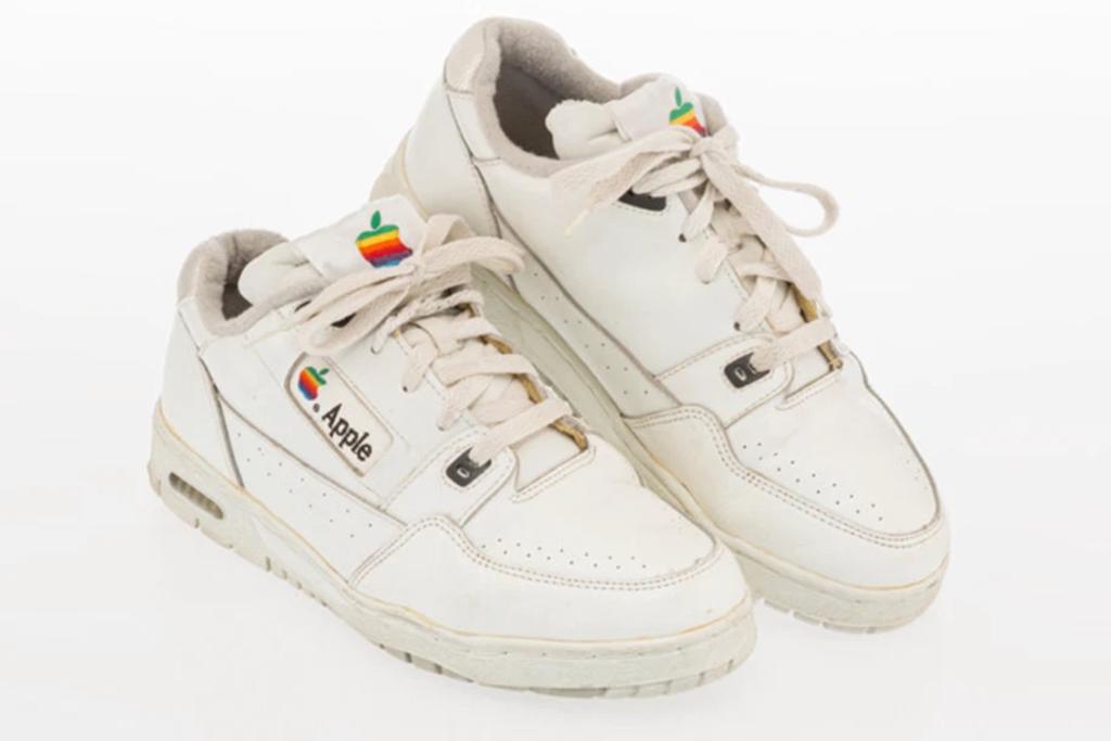 ‘Apple Computer Sneakers’ se subastan en casi 230 mil pesos