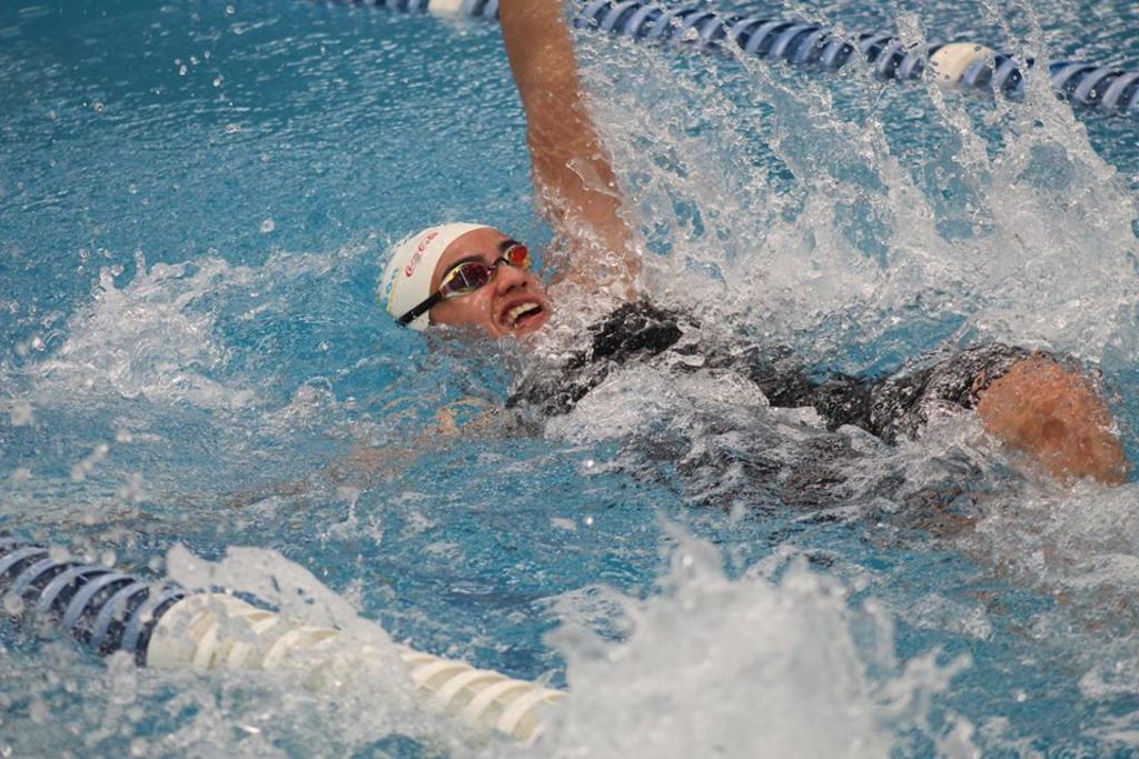 Equipos del Instututo Municipal del Deporte dominan circuito de natación