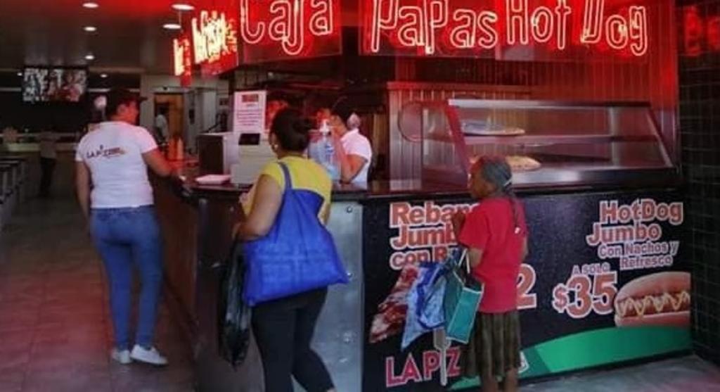 Regalan pizzas a abuelitos en Guanajuato, ante epidemia de COVID-19