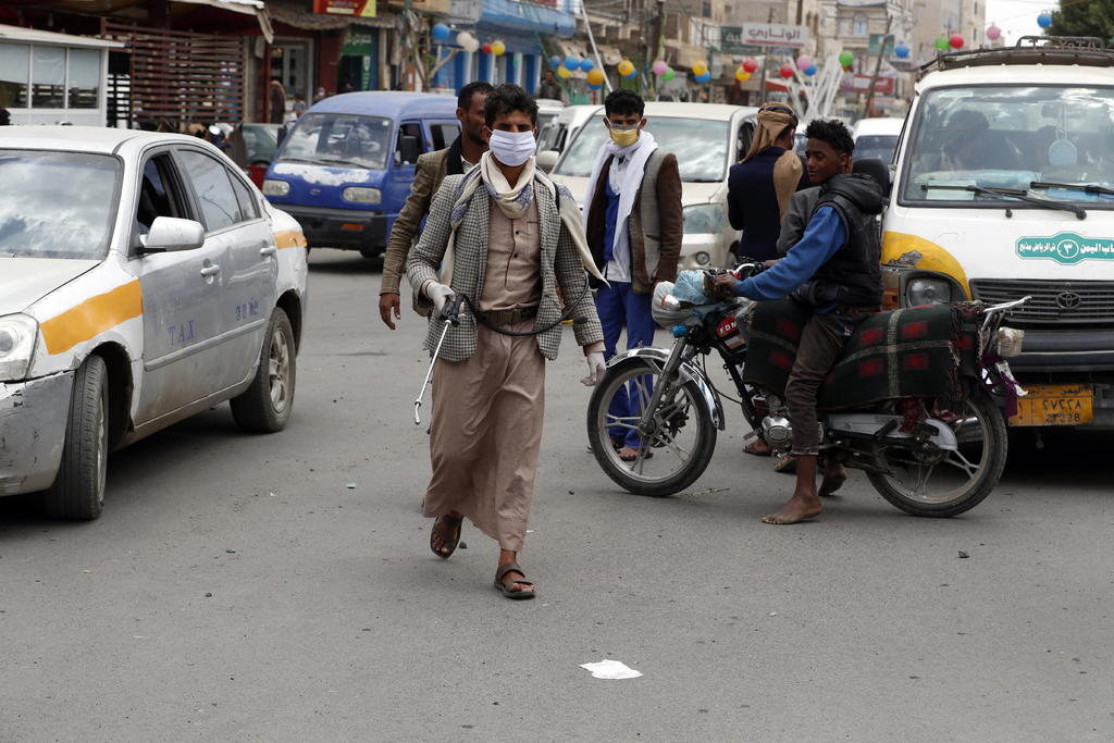 Bandos enfrentados convierten al COVID-19 en parte del conflicto en Yemen