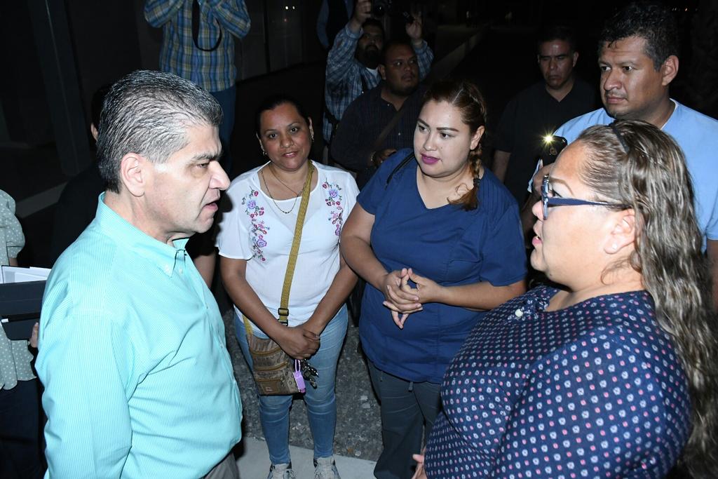 Piden a Riquelme que autoricen plazas para trabajadores del HG de Torreón