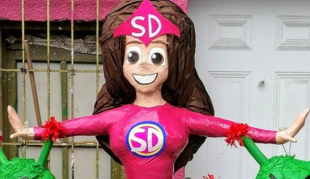 Llega la piñata de 'Susana Distancia'