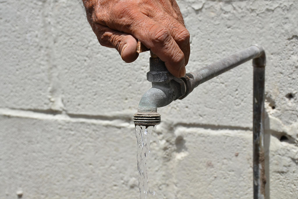 Se 'dispara' demanda de agua potable en Torreón por contingencia del COVID-19