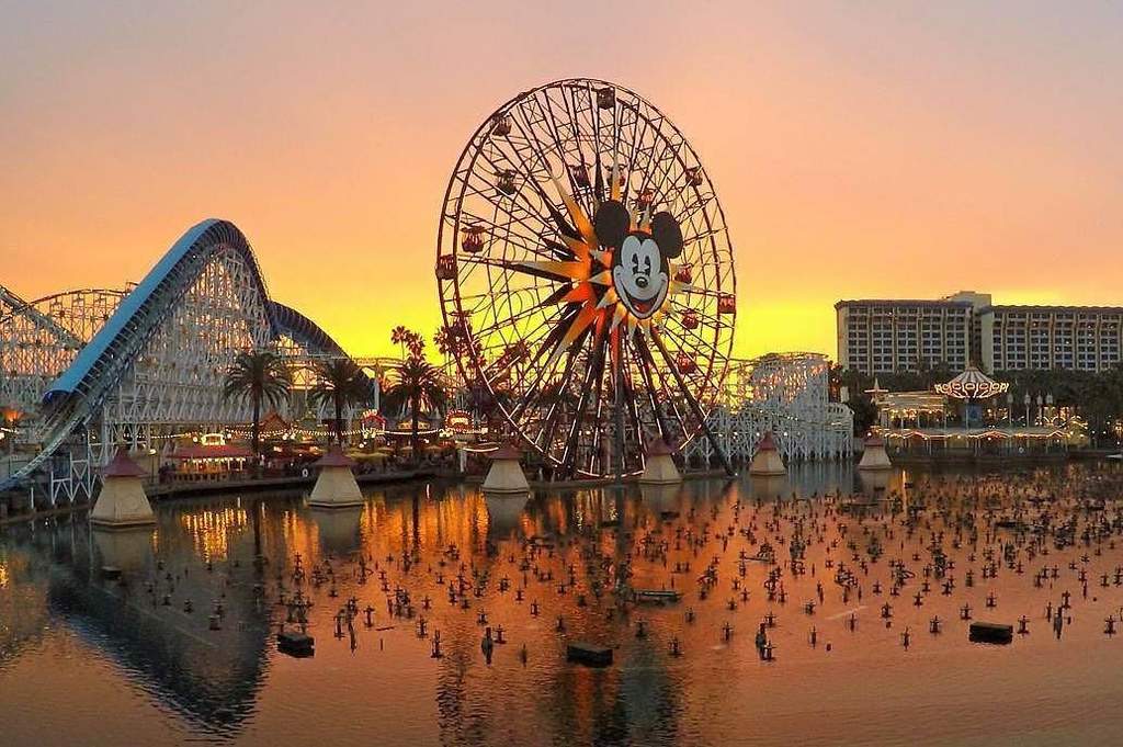 Disneyland tomaría la temperatura de los visitantes