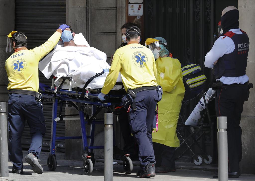España mantiene repunte del coronavirus con 757 muertos en últimas 24 horas