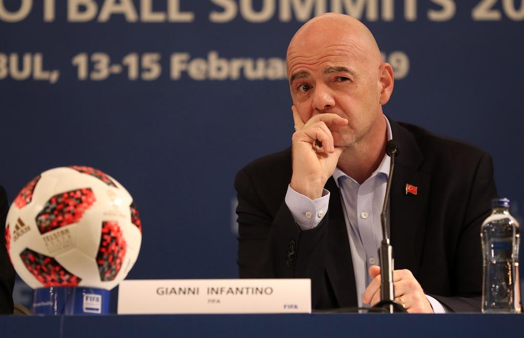 FIFA realiza cambios a contratos actuales